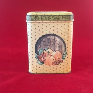 Decorative tin